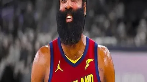 巴萨火力全开，6次射门4球入账，马竞被迫布阵“6后卫”防线